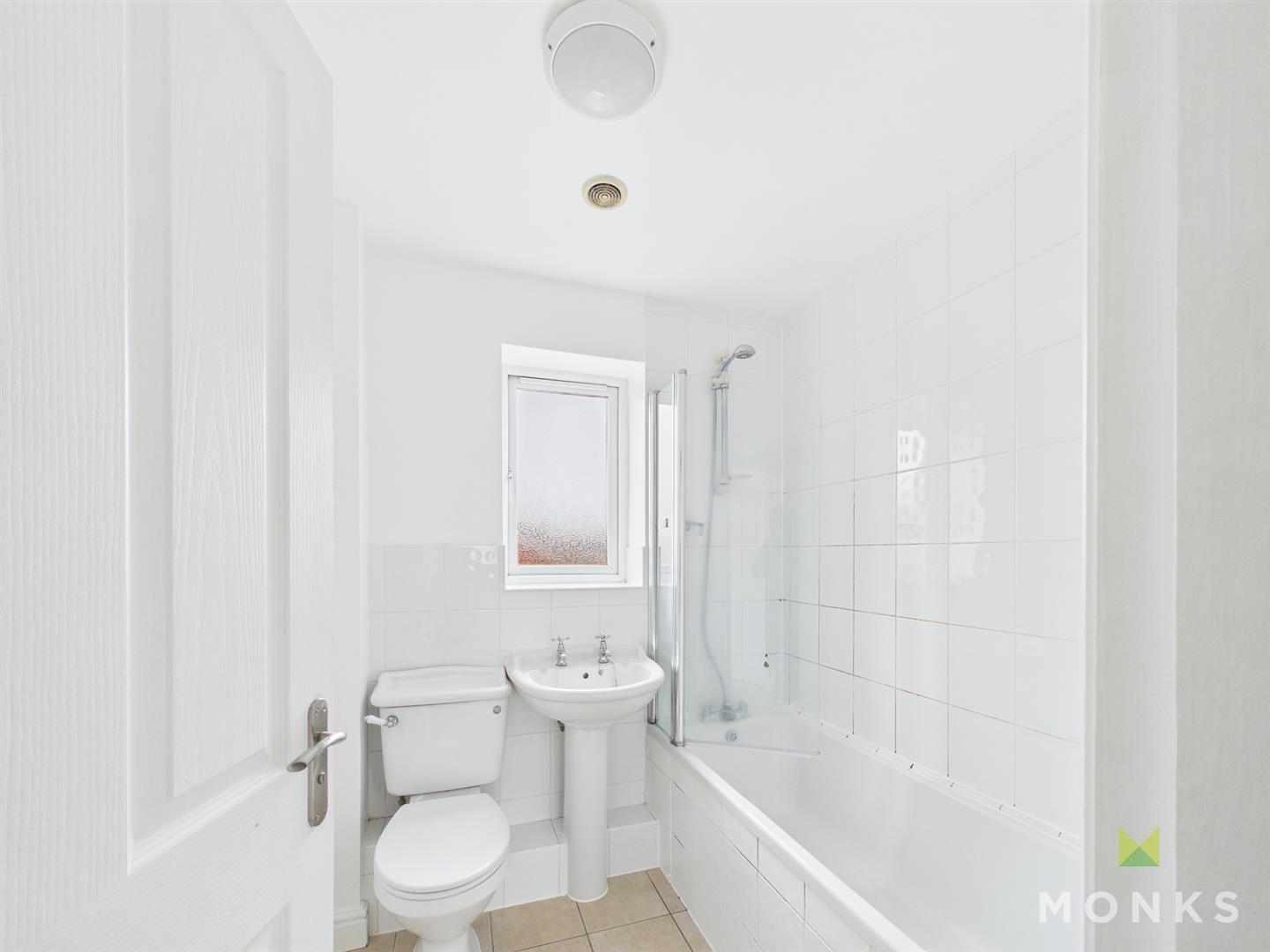 11 Harvey Gardens, Shrewsbury, SY2 5TG For Sale